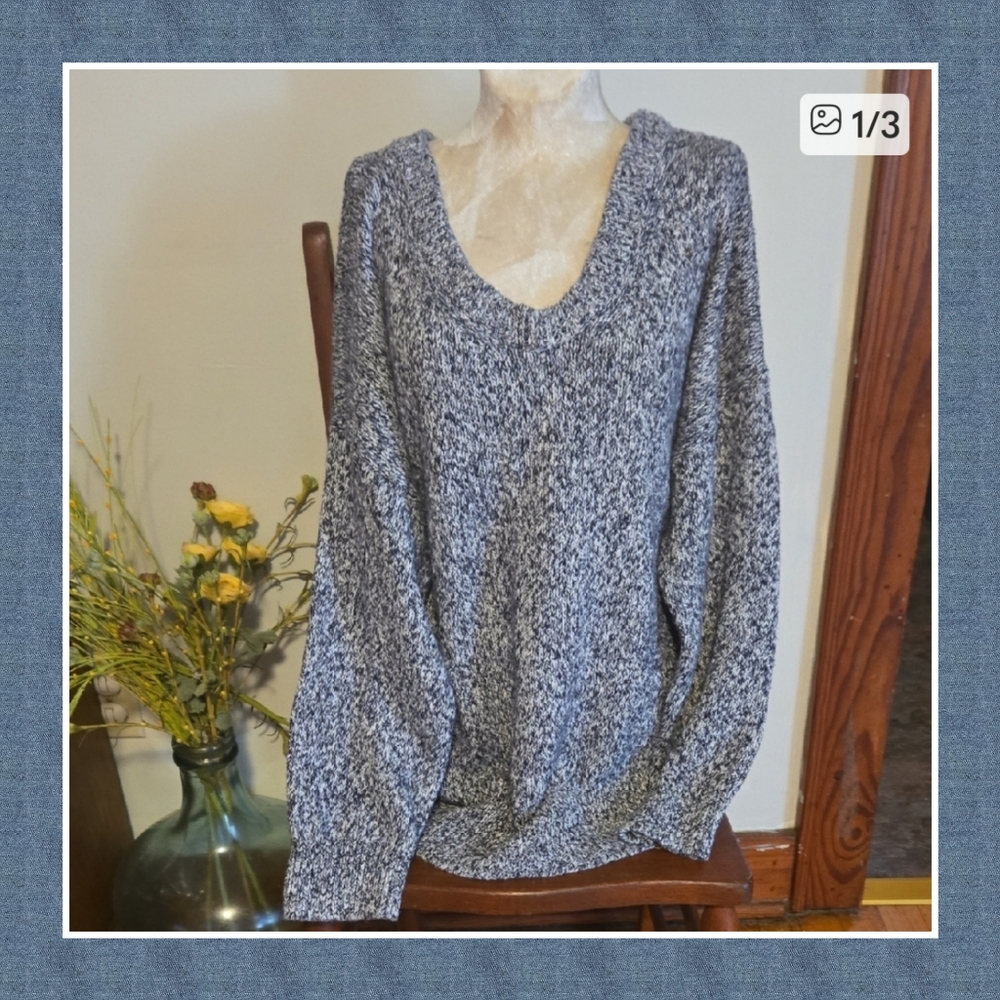 Old Navy Cozy Sweater Size Xl